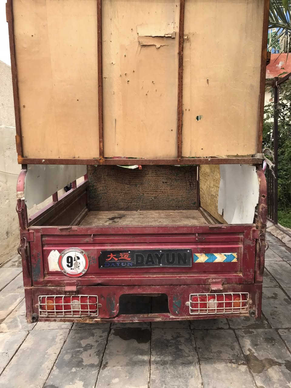 السلام عليكم داي وان موديل 19 مكينه 25 ما مفتوحه لا تنقيص ولا تبخير زوج تواير جدد باتري جديد كهربائيات وضفيرة جدد سلف هندر شغالات الستوته ما عوزه اي شي اوراق كامله السعر 1250 مكاني بغداد المعامل الحسينيه 
***********
