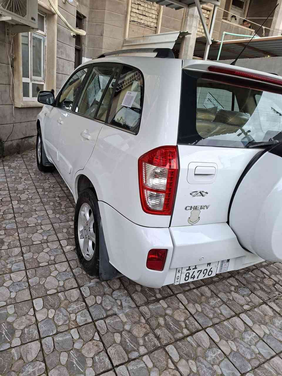 السلام عليكم .  للبيع . تيكو 12 شكل 13 رقم بغداد دولي  بحالة الشركة كفالة عامة من الصبغ والبارد بأسمي ماشية 90 كلشي بيها شغال بشكل ممتاز تبريد تدفئة اطارات جديدة ومعروفة بكامل المواصفات السعر 73$
***********
97737269992
