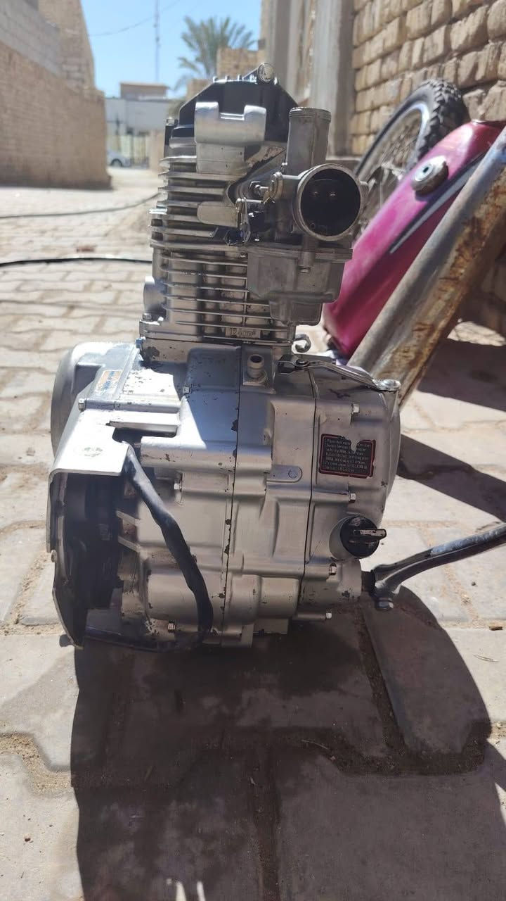 تواير اثنين امامي وخلفي 45 الف قفل
مكينه تايكر نضيفه حسب صوره سعره 100

تانكي وصارنصه وجك ويده بريك 40 الف قفل 

دبلات امامي شغلات 20 الف 

مكاني سماوه الرميثه 
***********
