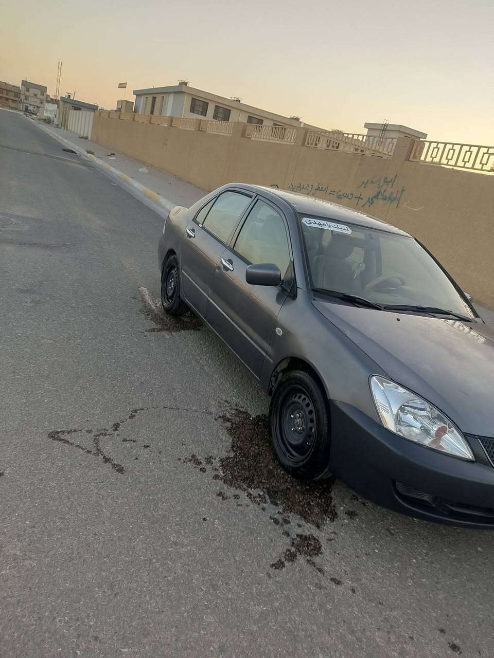 السلام عليكم من رخصة الادمن
لانسر للبيع 2010 بأسمي بكربلاء 
محرك جديد تبريد منظومة جديدة 
السعر 63 
***********
