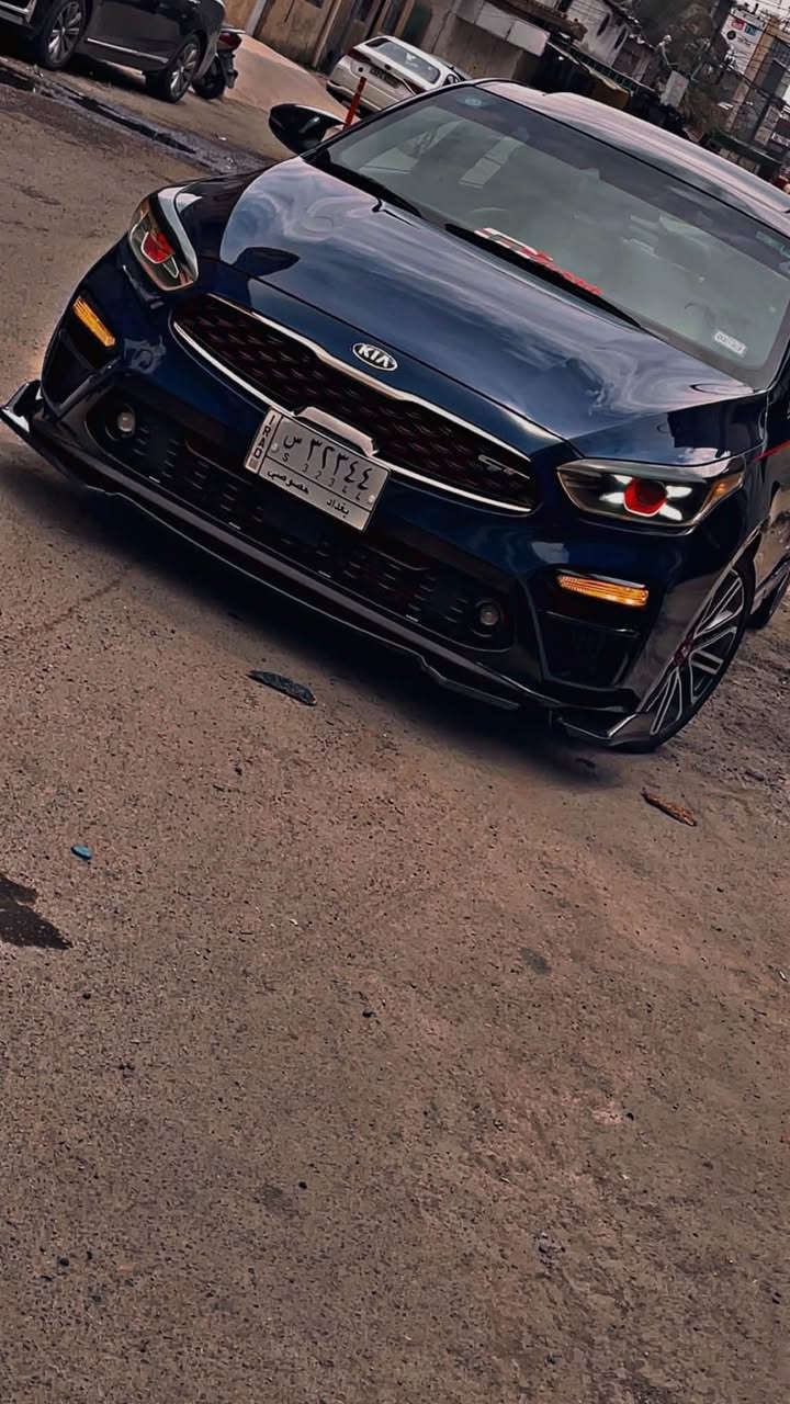 السلام عليكم للبيع  فورتي جيتي تيربو🩶
‏Kia Forte GT2 2021 
فورتي جي تي 

السعر 145 💸

موديل 2021
ماشيه  50 الف
كير Dct دبل كلج 7نمر الكير المرغوب القوي يعني طياره 
مكينه 1.6 تيربو  201hp

رقم بغداد تحويل ثاني يوم  

ملاحظه ( بدون حادث داخله سياره كلين بس انطخت قبل كك يوم طخه بسيطه )

مواصفات GT معروفه فول1/1 اعلى واخر شي بل فورتي  
فتحة سقف (سلايد)
🔥بصمه  
🔥شاحن وايرلس 
🔥جنطة كهرباء 
🔥اشاير مري 
🔥شفتات ستيرن 
🔥رادار جانبي
🔥رادار امامي 
🔥رادار تحديد مسار 
🔥ايقاف ذاتي 
🔥مثبت سرعه 
🔥مانع انزلاق 
🔥تبريد قطعتين 
🔥شاشة جبيره  
🔥كشنات جلد  
اناره داخليه بل أبواب وبل دشبول علامه الGT الوان عديده
🔥تدفئة وتبريد كشنات
🔥 سستم صوت 🔉harman kardon
🔥تبريد بيانو 
🔥كزوز صوت بلادي رياضي
كير مكفول سيت كلج اصلي وكاله جديد
مكينه مكفوله ونظيفه جدآ 
لغد شواصي ايرباكات كشر كله مكفول من اي صبغ 

🩶
وبعد هواي  مواصفات  بل جيتي

 
للاستفسار  على الرقم +واتس اب ***********
