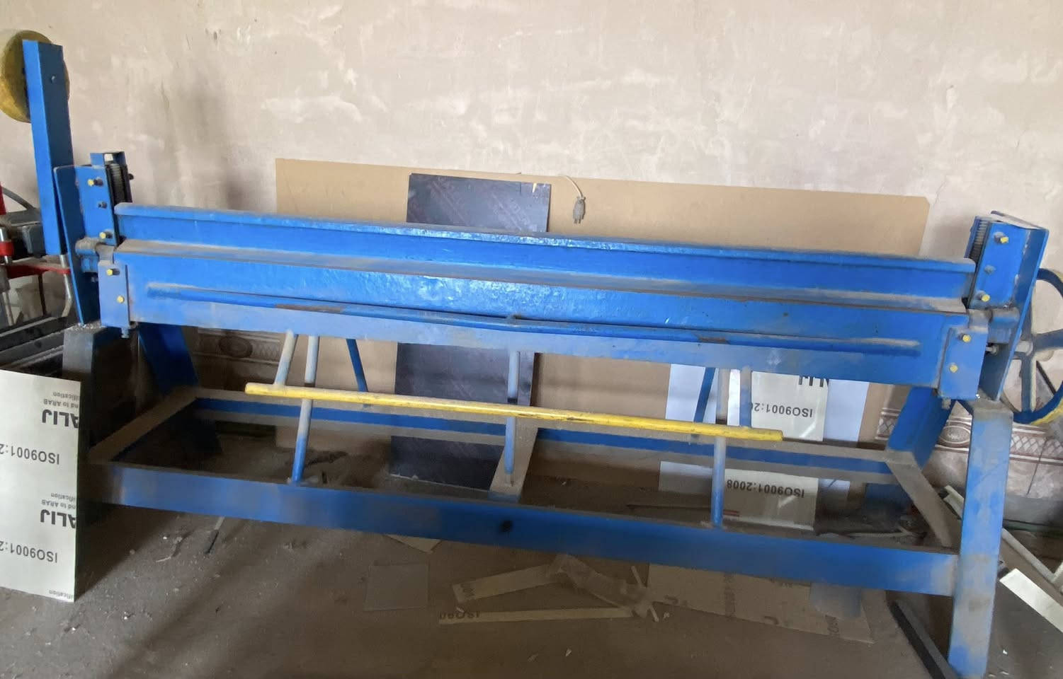 مكائن pvc  ثري فيز للبيع 
كتر. + فراز كيلون + كاويه + مكينة ماسكه + كمبريسر 
شغال مابي نقص السعر 35$ 
عواجه + طبر 
السعر مليون ونص 
*********** 
اتصال + واتساب
