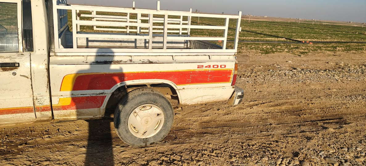 السلام عليكم سياره للبيع ٨٨ نضيفه مابيهه خياس ابد سنويه جديده محرك معمر جديد السعر 50 وبيهه مجال قليل للاستفسار ***********
