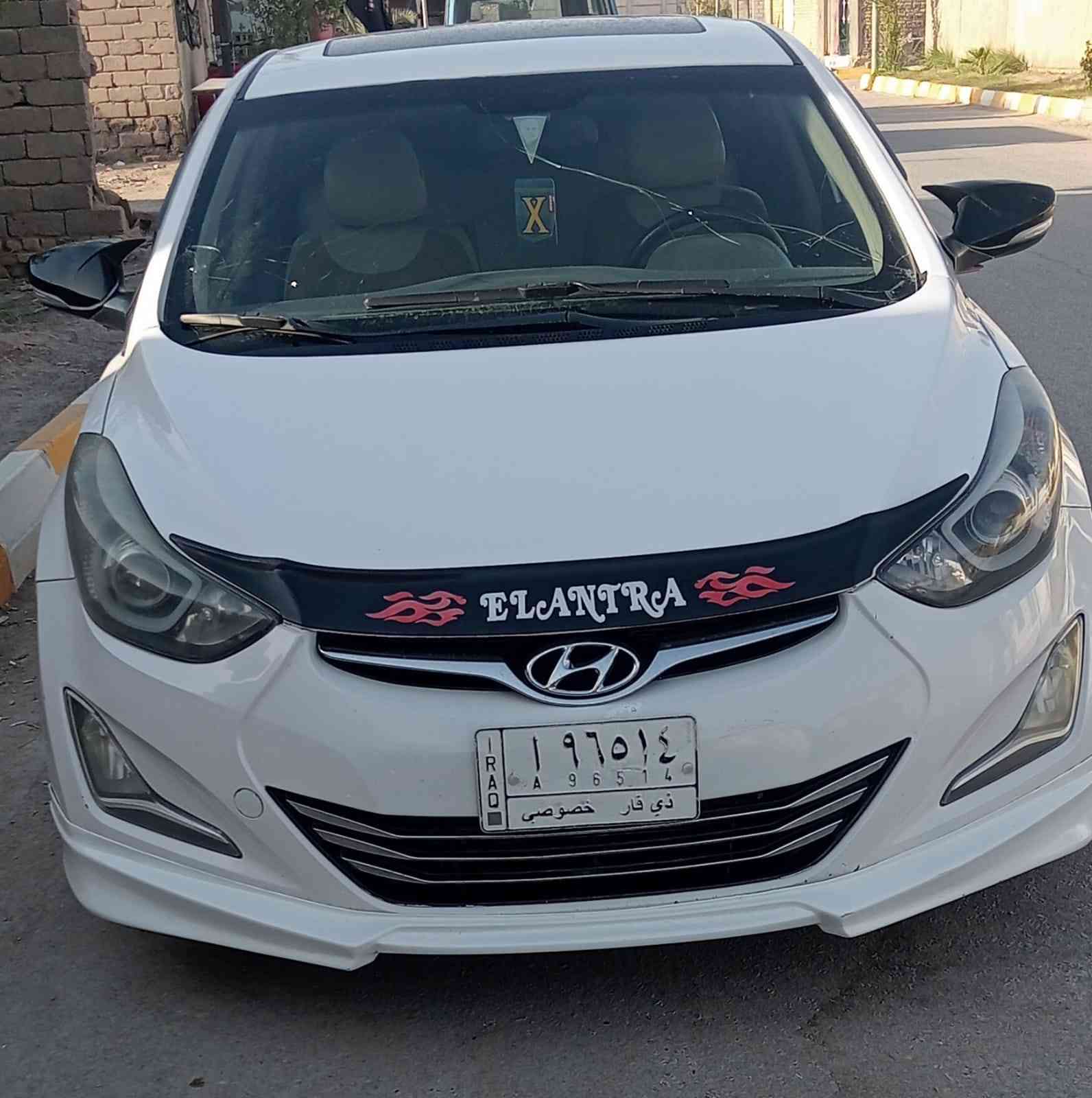 انتره 2015 خليجيه محرك 1800 فول موصفاة ماعده البصمه *********** هذه رقم صاحب السياره اني مكلف بالنشر
