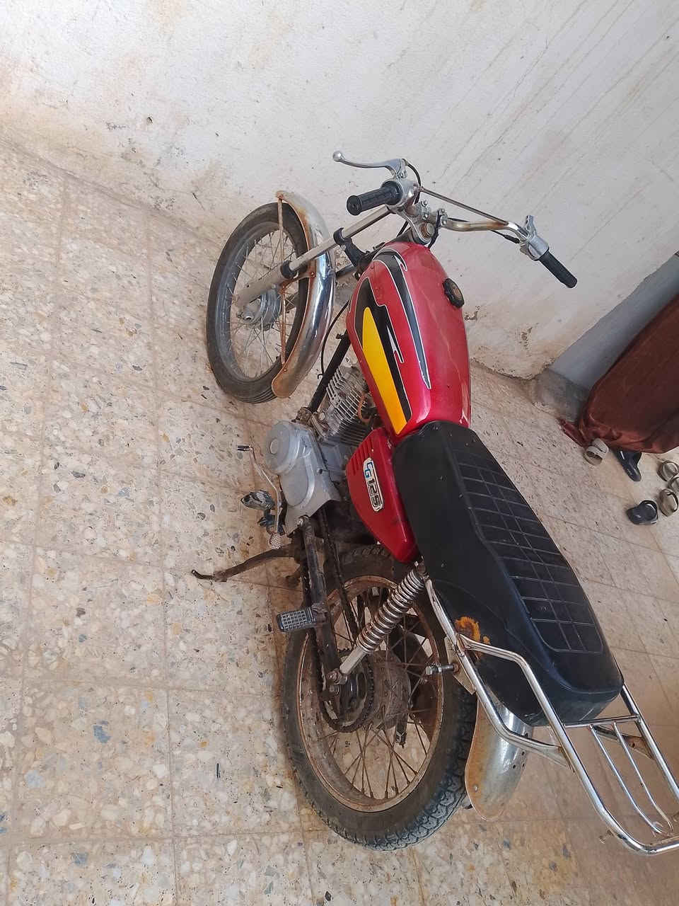 سلام عليكم دراجة لبيع ارشة كلك الدراجة مكفولة من سرقة ب 250 مكان دوانية موجود واتساب ‏***********‬‏
