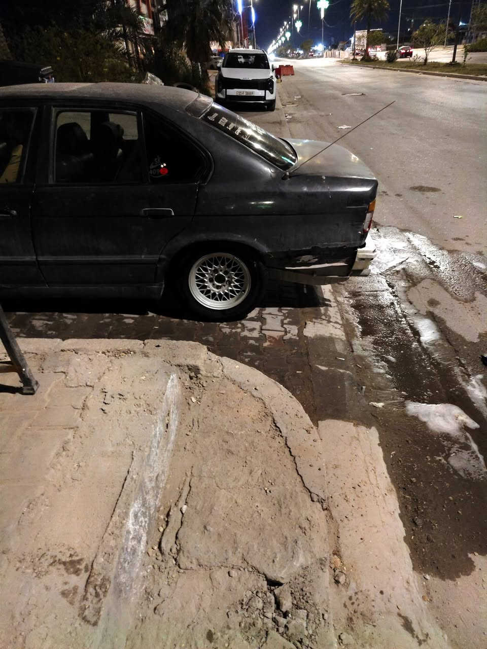 للبيع
BMW/535 
1993 اصل بليته
سياره مكينه خير من الله حداديه نص عمر ويل خليه سياره شلعه ومعدل تخم تاير نضيف غرفه نضيفه كشنات كهرباء سياره نصبتها مثل بصوره تخبل رقم سليمانيه وراعيها موجود واقابلك ويا الوكيل 
تجي تكلبها وتقتنع مكاني بابل /الحله /جسر الهنود 
***********
