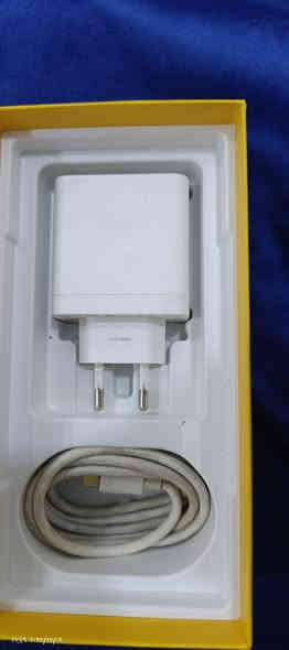 ريلمي 14 برو بلاس
‏ملحقات كامله 
‏نظيف فقط شخطين بلشاصي 
‏مكفول من كلشي 
‏ذاكرة 512
‏عشوائيه 26
‏سعرة ٤٢٥ قفل 
‏مكاني كربلا للاستفسار ***********
‏
