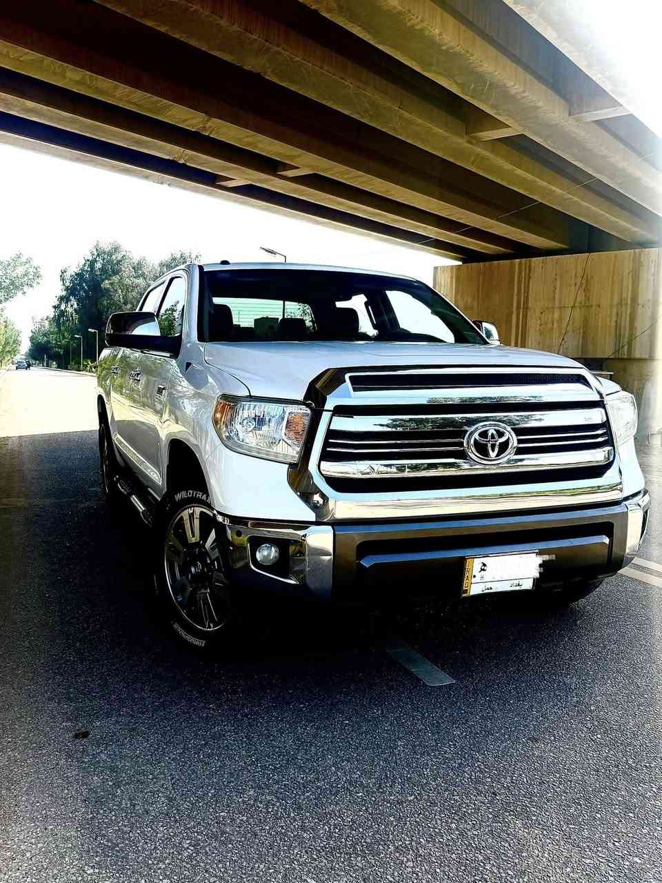 تاندرا  ٢٠١٧
خليجي مكفوله من الضربه والتبديل والصبغ بيه ملاحظات بسيطه سياره ٨ سلندر سياره جباره والف عافيه الي تصير من نصيبه 
السعر ٣١٥$ وبيه مجال للياخذه
***********
