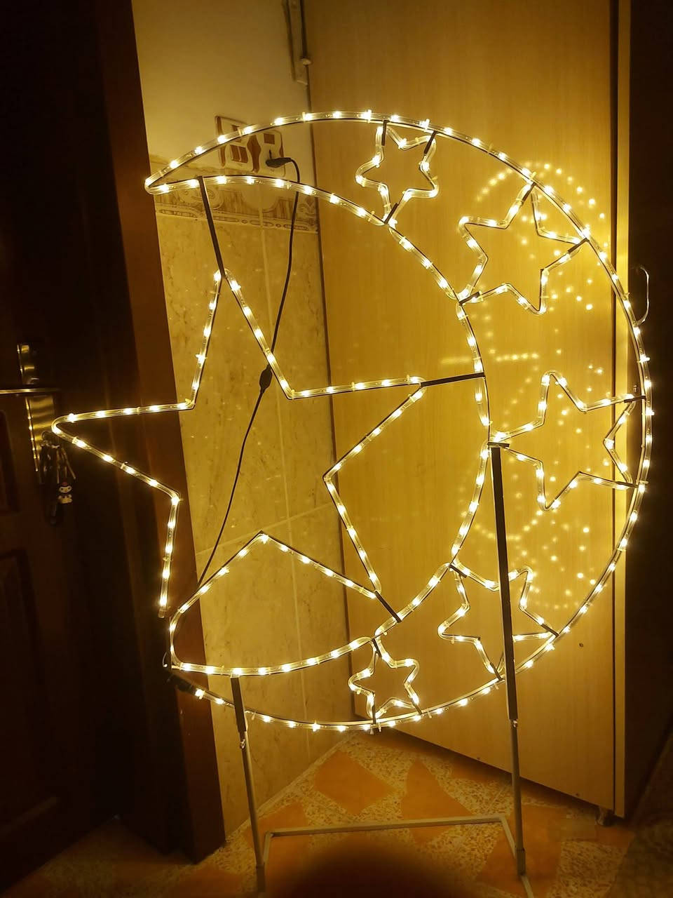 هلال رمضان للبيع حجم كبير لون ذهبي سعر ٥٥ الف وهلال حجم صغير ملون  ٢٠ الف


**إذا كنت صاحب هذا الإعلان وتريد حذفه لأي سبب، رجاءا أرسل رسالة إلى الدعم الفني**