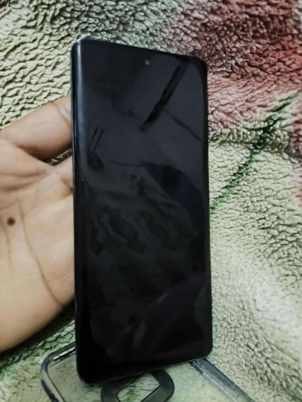 للبيع او مراوس ب ايباد 9 هونر اكس 9 بي ذاكرة 256 120 هيرتز بطاريه 5800 بي هذا لخط بطرف بس مامثر ولا علي شي مكاني ناصريه شطره الاستفسار ***********
