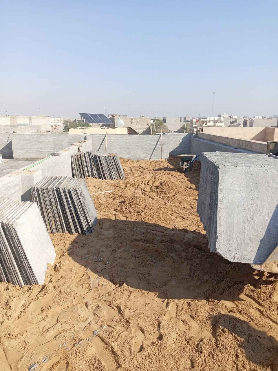 ***********واتساب ***********  جانب  من  أعمالنا اليوم عادة وقلع  الماستك القديم 
  لتطبيق الاشتايكر عن توفر كادر عمل لتطبيق الاشتايكر  كرسته وعمال   وبأسعار مناسبة... 
كما يوجد اعادة ماستك وقلع حسب حاجة السطح بضمان لاعمل 5 سنوات 
 طريقه العمل 
١.فرش السطح بمادة الفلانكوت 
٢.فرش السطح بمادة الزفت 
٣.وضع  التراب او استخدم نايلون وفلين حسب رغبه المواطن 
٤.وضع اشتايكر وماستك لاستفسار أكثر ***********
