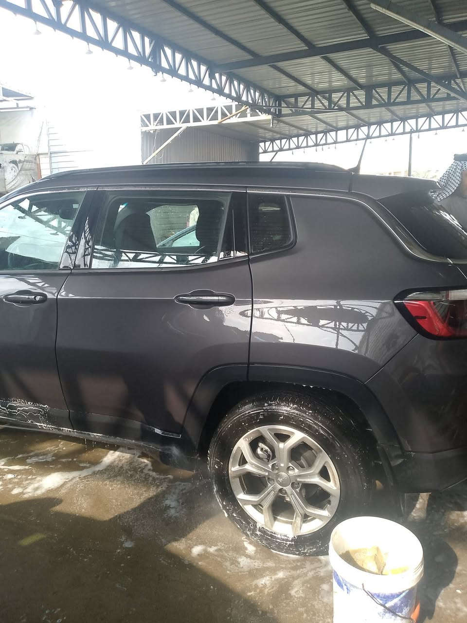 السلام عليكم جيب كومباس موديل 2024 للبيع السعر 148 وبيها مجال وبيع مستعجل حادثها  دعاميه فقط مقفول من الصبغ سياره حلوه جديده ***********
