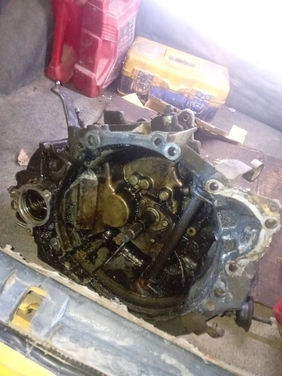 سلام عليكم....
للبيع كير  يراني بيجو بارص مستعمل نظيف يرادله بس غسل  جاهز من كولشي فقط بي ونه بالرابع والخامس خفيفه  ونه فقط  واذا تحب تبدله اكسن تروح الونه  ..
مكاني بغداد مدينه الصدر ***********.السعر125 وبي مجال
