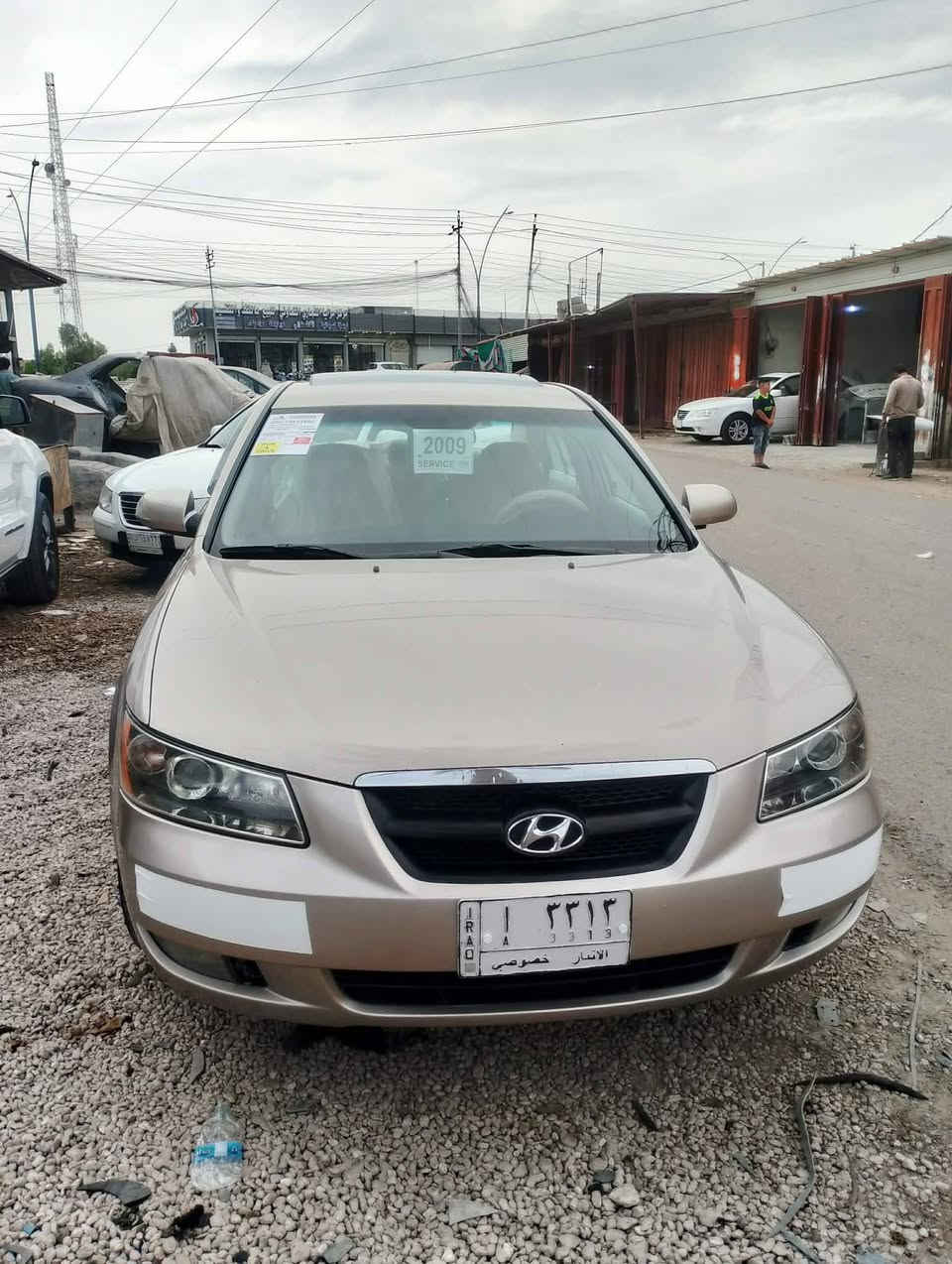 للمراوس فقط
هونداي سوناتا موديل 2008 V6
لون ذهبي فول مواصفات وارد أمريكي بيها صبغ قماره اثر شخوط وبيها ملاحظات بارد گير مكفول  مكينه مبدله حاويه صدر جديد تخم تاير جديد السيارة حلوه وبلاديه رقم انبار شبه مميز للمرواس بألانتر او كورولا او سني الاتصال 
‏‪0785 810 4804‬‏ مكان سياره الانبار الرمادي
