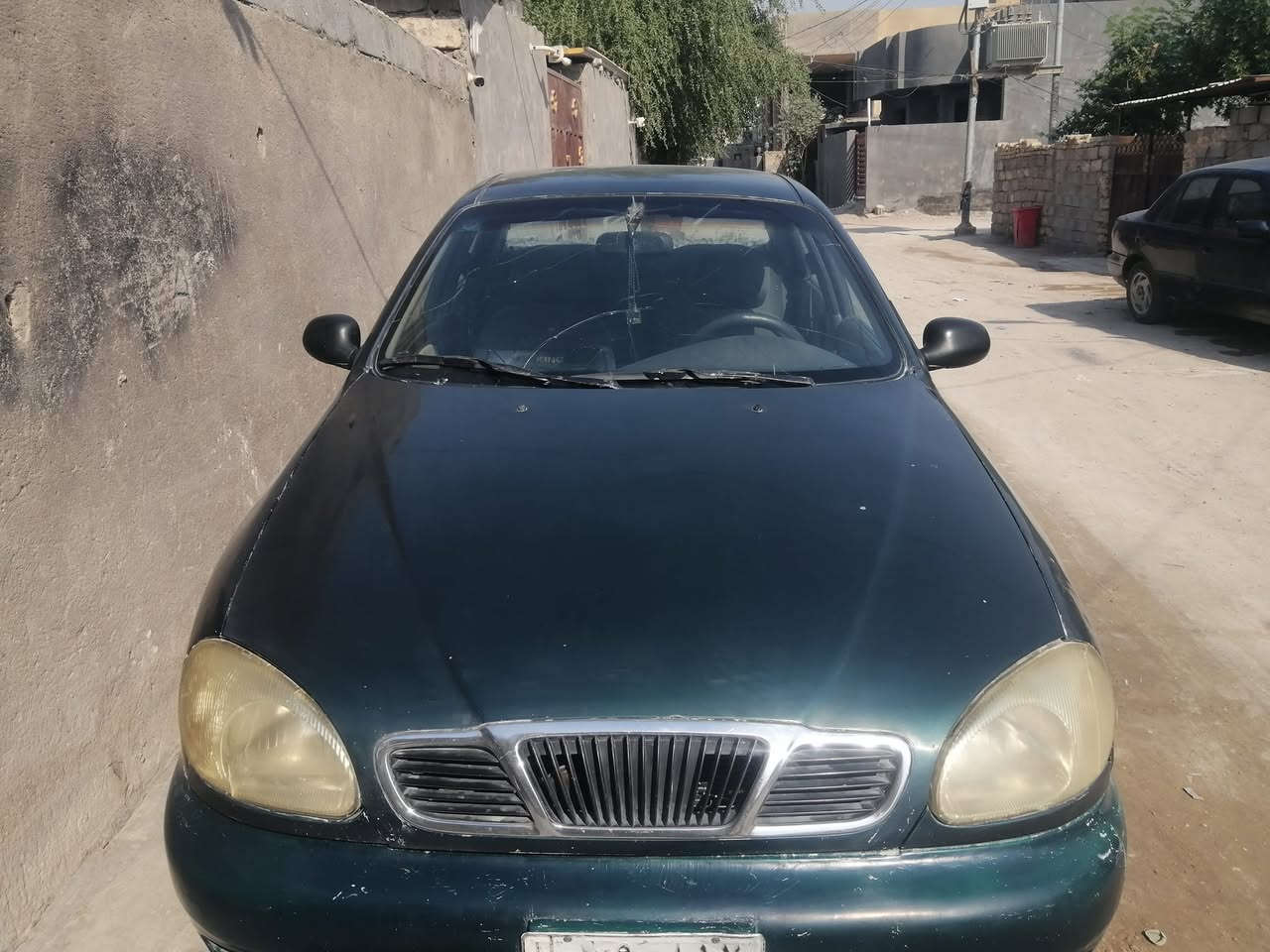 السلام عليكم دايو لانوس موديل ٢٠٠٠ سياره جاهزه من ماشي مكينه وكير خير من الله السعر ٣٥ وبيهه مجال يسيط مكان السياره المحموديه رقم صاحب السياره ***********
