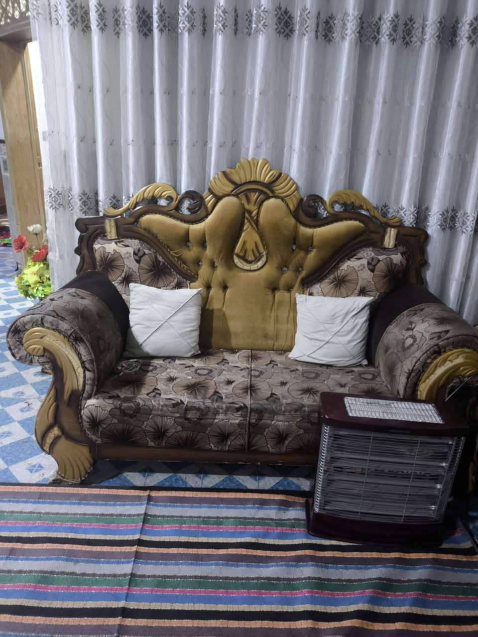 تخم عشر مقاعد ب 170 وبي مجال ***********
