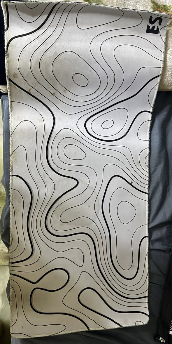 غراض للبيع
ماوس كلوريوس مع ملحقاته و كارتونته 
سعر 45 الف 
____
كيبورد سوتش ازرك 
سعر 40 الف 
____
ستاند شاشه رهيب وقوي جدا يحمل من 27 لحد 45 شاشات 
سعر 70 الف
____
شاشة حجم 32 
60 هرتز 
Va
سعر 30 الف
____
ماوسباد سعر 15 الف
___
ستاند مايك خرافي سعر 25 الف


**إذا كنت صاحب هذا الإعلان وتريد حذفه لأي سبب، رجاءا أرسل رسالة إلى الدعم الفني**