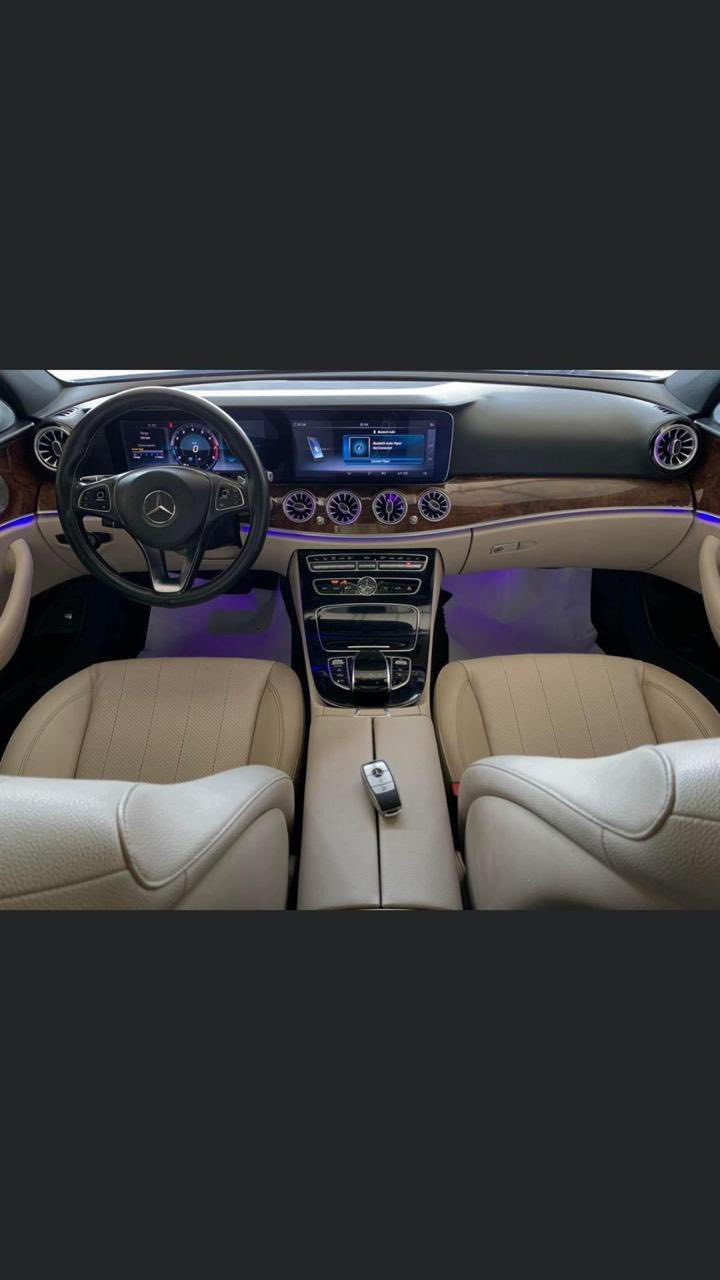 مارسدس ٢٠١٨ اي 300 امريكي فول الفول الحادث بنيد مبدل لون وصبغ چاملغ خلفي وصندوق السعر ٢٧٠٠٠$ للاستفسار ***********
