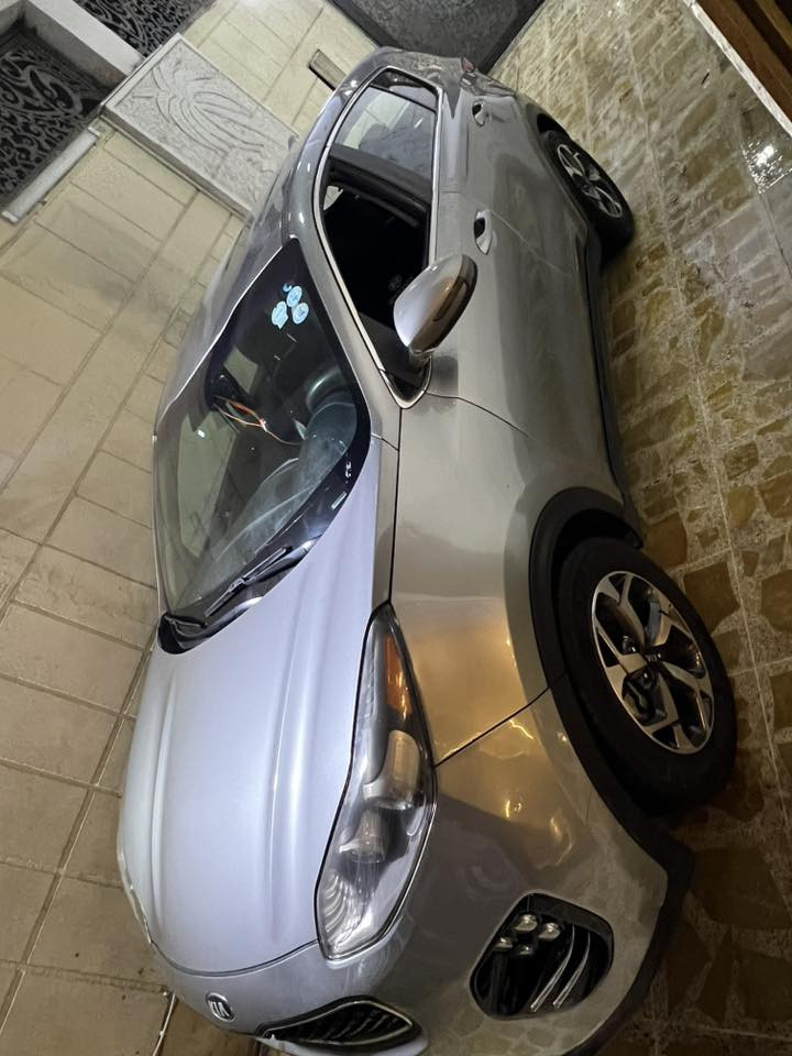 سلام وعليكم سبورتج امريكي ١٩ماشيه ١١٧
سياره قطعتين حادث فقط 
قطعتين تبريد 
شاشه 
تحكمات ستيرن 
تحديد مسار  
سعر ١٥٥
مكان بغداد ***********
