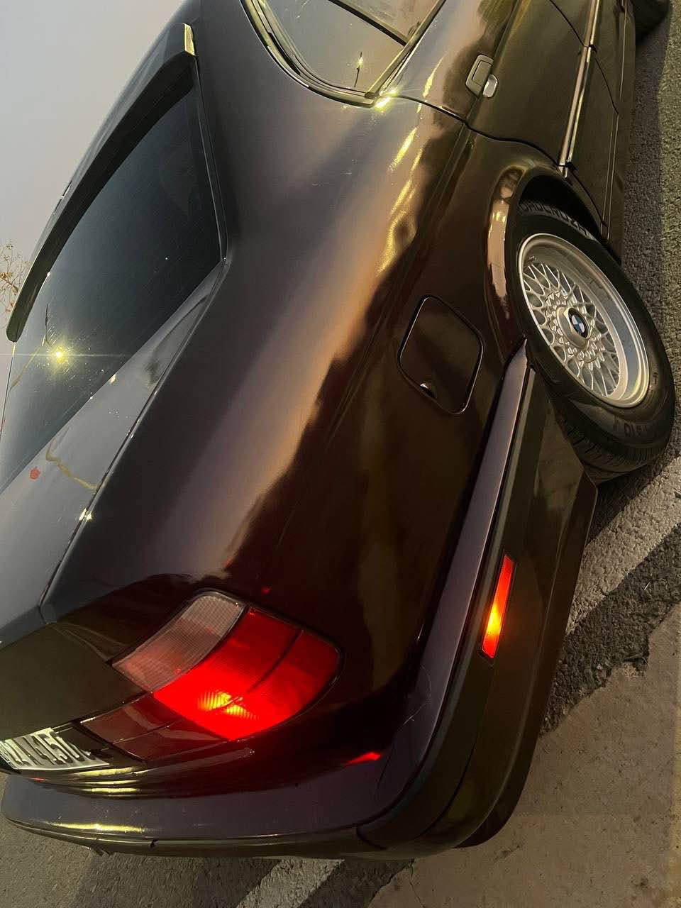 Bmw 525
مۆدێل ١٩٩٢
فولی گیرحادی
گێرو مەکینە تەقەو رەقە تەبریت بەشەرت 
سنەوی تا ٢٠٢٨ نوێیە
٢١٠٠٠٠خرامە
نرخی ٥٠$ مەحامەلەیکی برایانە
٣پارچە بەبێ ناو گرتن
***********واتساب أربيل, العراق
