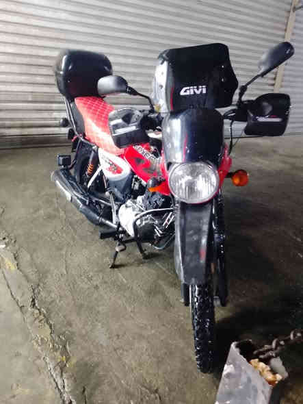 دراجة بوكسر مديل 21 كاملة مانقصه برغي مكينه تخبل لا تنقيص ولا تبخير
ماشيه 30 حقيقي  ستخدام شخصي وراقه  كاملة  مكاني 
*********** مكاني بغداد بلديات ضياه حلفي
