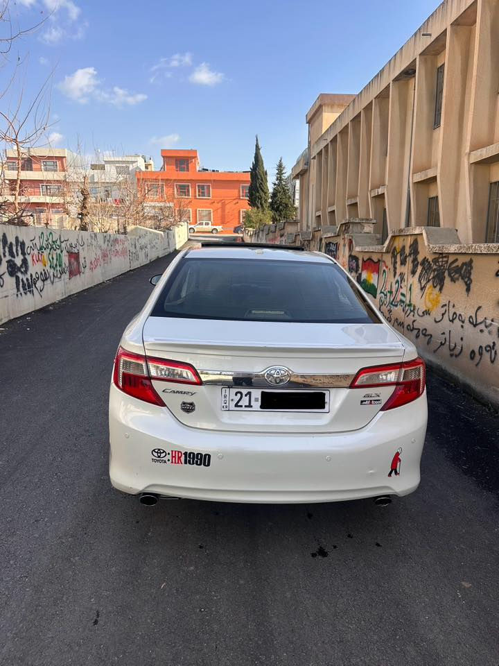 تيوتا كامري خليجي فول مواصفات GXL
سيارة مكفولة كفالة عامة جديدة توحفة✅
سيارة رقم سليمانية و سنوي جديدة ٢٠٣٠ 
موديل 2012 ي خليجي فول مواصفات 
كاميراو شاشة بلادي  و حاسات باركينك
سلايد و بردة كهربائية 
تحكم استيرن و تحديد سرعة 
گيرو محرك كفالة اب شرط
لايتات امامي متحرك 
باقي هواي مواصفات 
مكان سيارة داخل سليمانية 
ابشرط تحويل و وكالة 
***********
