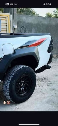 تخم ويل مع تايرات جدد للبيع يرهم جي ار 24/25 الي يعجبة يتصل وبلخدمة 07...