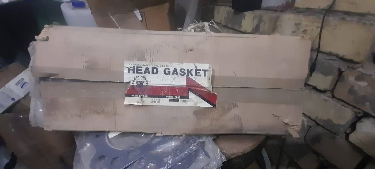 السلام عليكم شباب اغراض للبيع
سعر القطعه 5000 شلع رقم هاتف ***********
