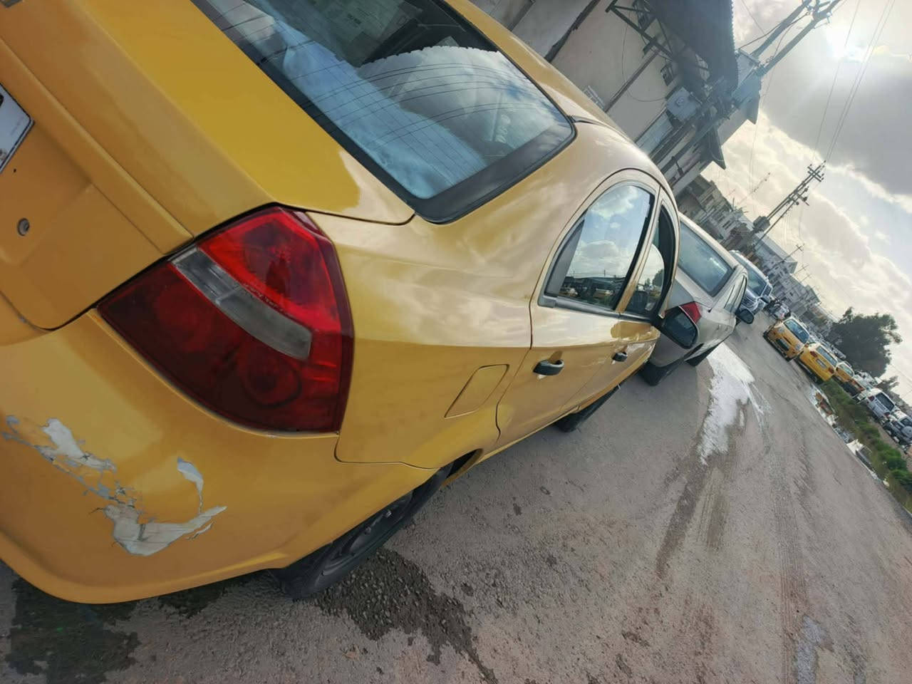 سلام وعليكم افيو للبيع موديل ٩ رقم انبار جديد سنويه قبل يومين حولته بيه جاملغ امامي مبدل اصلي مكينه بي نفخ سعره 53 اوبيه مجال ***********
