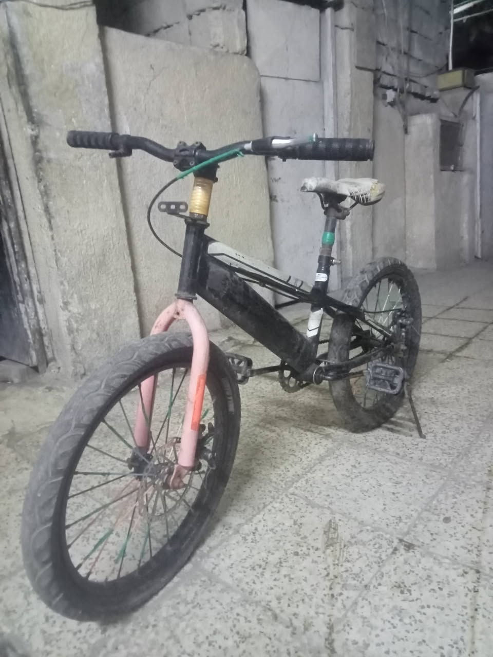 السلام عليكم باسكال البيع الواحد 25 المكان البياع الشرط الخامس الرقم الهاتف بي واتساب
***********
