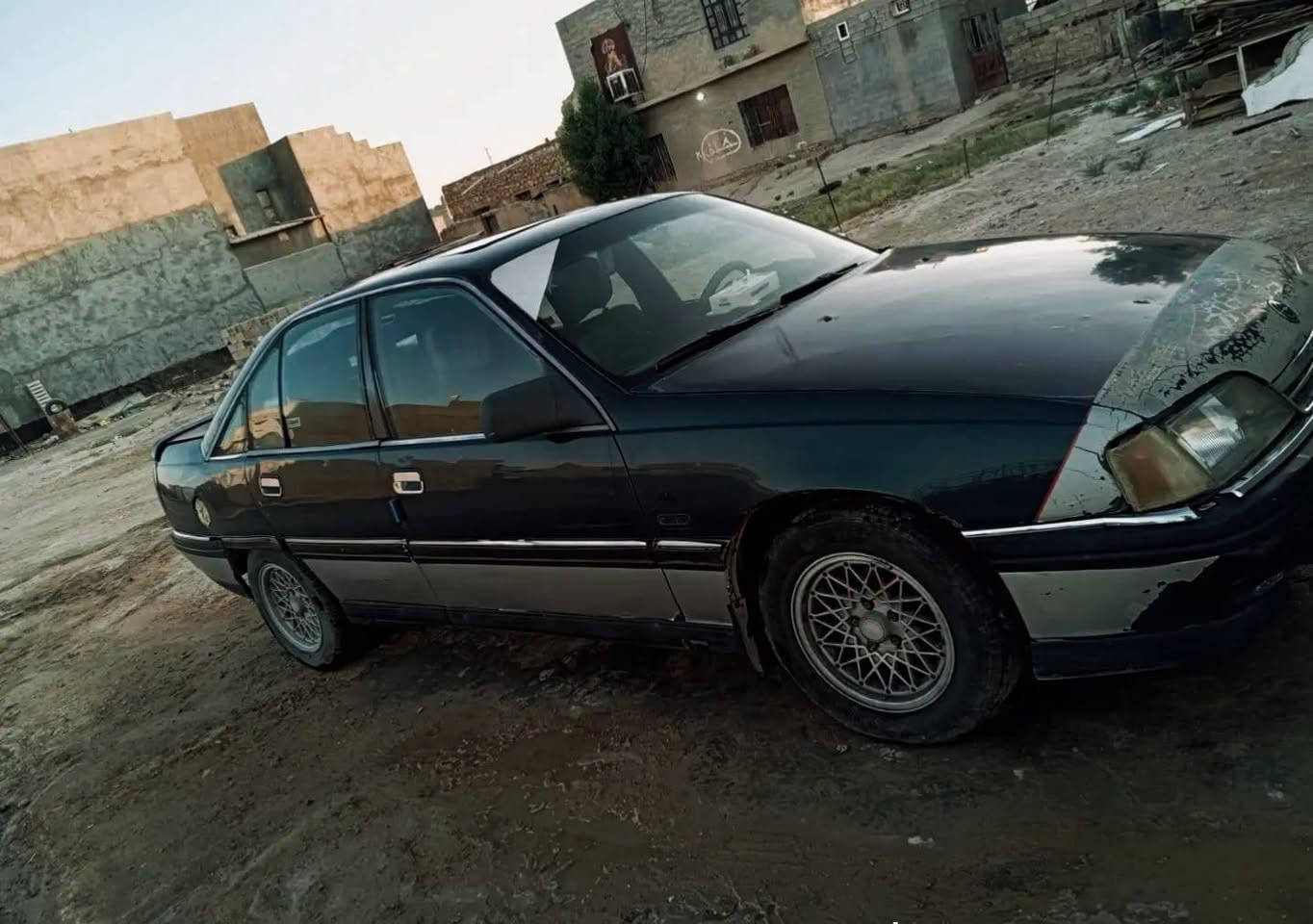 اوبل للبيع او مراوس شعندك نزل  موديل 91كير اوتماتيك محرك الفين بي تبخير بس لسيارة تمشي ومابيها شي مكانها رمادي ***********
