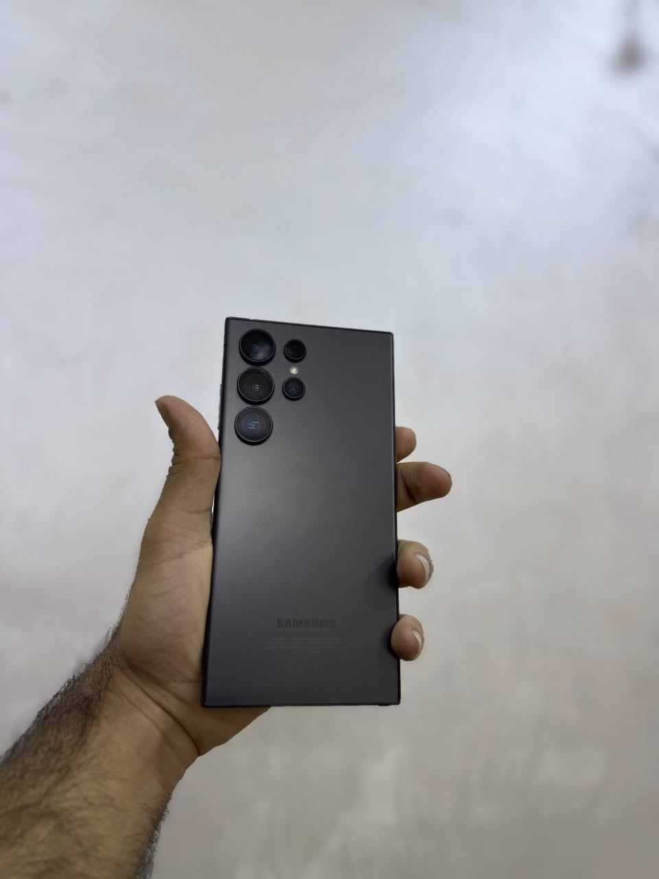 السلام عيلكم s24  الترا للبيع لون اسود تيتانيوم ذاكرة 256 بعدة بالضمان ضمان شركة عين الفهد 
السعر :950 الف  وبي مجال 
المكان : بغداد الكرخ
للاستفسار: ***********
