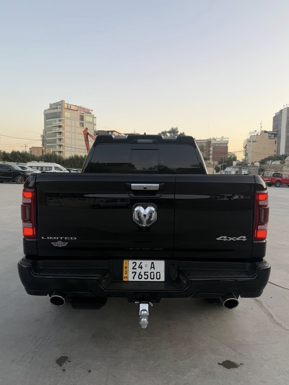 دوج رام موديل ٢٠٢٢ مواصفات لمتد فول ١/١ ماشيه ٩٦ الف سياره جديده اب معنه ال كلام كلين تايتل كفاله عامه حته منل شخط مكينه هيمي ٨ سلندر نضام ال يتورك اقتصادي بدي قصير باب طويل عله وضع الشركه شرط الفحص منل دعاميه لل دعاميه بل حقيقه احلى منل صور تجي وشوف ابعينك باب الصندوك ينفتح فتحتين او باقي ال مواصفات معروفه فول خنك مكان السياره كربلاء الشراي يتصل مامتواجد ع الفيس السعر ٤٦٠ مجال حك الجيه يعني ٤ شدات او ٦٠ ورقه بلعافيه عل ياخوذها حيل جديده  ***********  تحياتي للجميع
