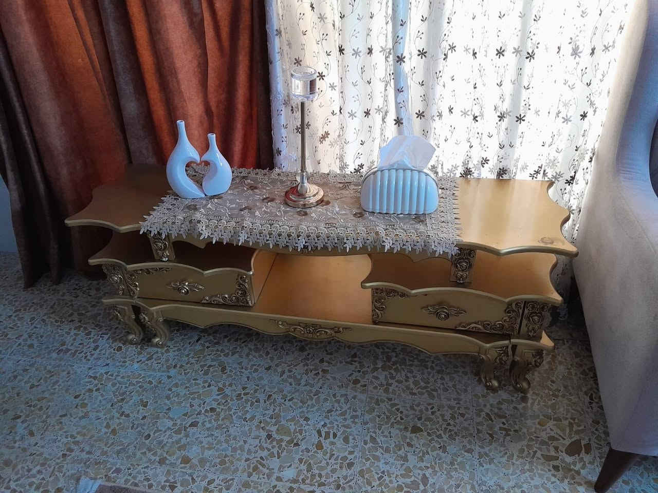 التخم ب٥٠٠ قفل تركي يصير جربايه وبي مخزن
سيت الطبلات ميز تلفزيون وطبله وسطيه و٤ صغار ١٠٠
البردات مال استقبال ب١٠٠
ميز الطعام خشب تكمه وبي جامه و٣ كراسي ب١٥٠ الف
الثلاجه ب ٢٥٠ الف 
المجمده ١٥٠ الف 
جربايه نفر عراقيه جديده بعدها بنايلون ب ١٠٠ الف 
قنفه ب٥٠ الف 
كاونتر المنيوم مترين وسنك متر وربع ب٥٠٠ الف
طباخ جديد ب٢٥٠ الف
كنتور ٤ بوب خشب عراقي تكمه ب١٠٠ الف بغداد حي الخضراء


**إذا كنت صاحب هذا الإعلان وتريد حذفه لأي سبب، رجاءا أرسل رسالة إلى الدعم الفني**