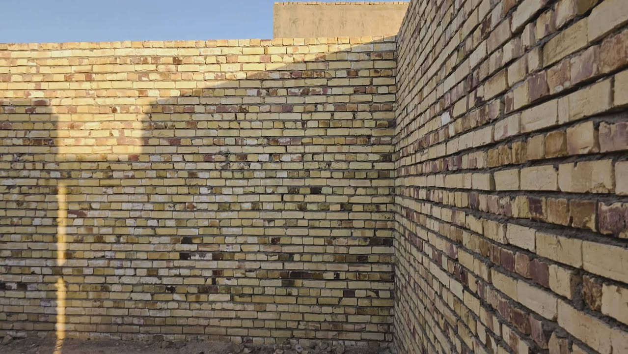 السلام عليكم
هيكل ٣٠٠ متر للبيع حي الغدير الزراعي شارع ام إسلام او مقابيل بيت جواد ومهدي 
شارع فاضل تعلول، للتواصل عبر الرقم
***********
بي واتساب
