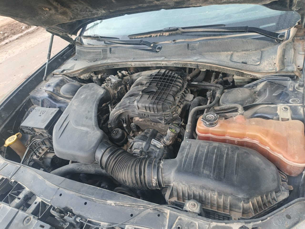 جارجر موديل 14 بغداد 
مصبوغه عام بدون ايرباك 
السياره لا مكلوبه ولا مجفيه 
 ومكينه غير شغاله 
السعر 125
للاستفسار ***********
