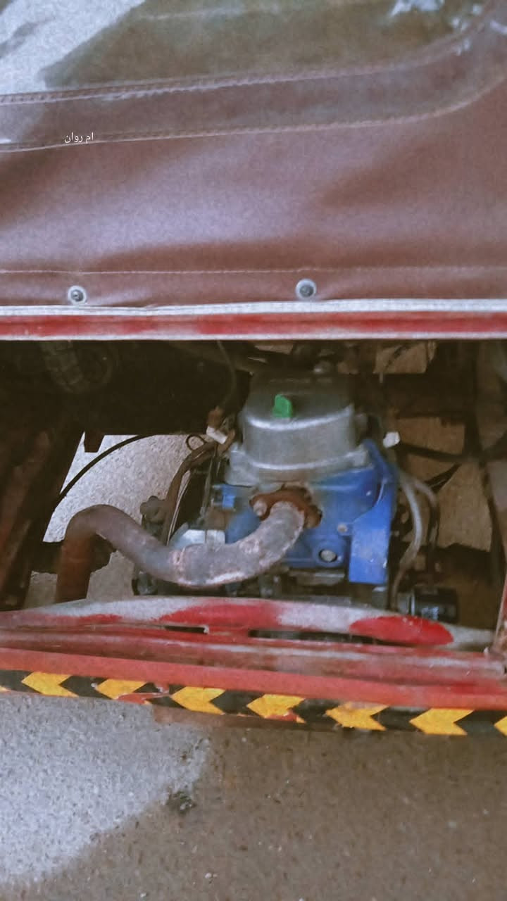 السلام عليكم ورحمة الله وبركاته تكتك مديل ١٨ سعر ٢٣٠٠   بغداد رقمي متواجد بس خط مكاني بغداد الشعب ***********
