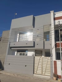 اعلان… .رقم (357)  بيت للبيع مساحه /100متر/بناء درجة أولى رفت ٥٠ سنتمت...