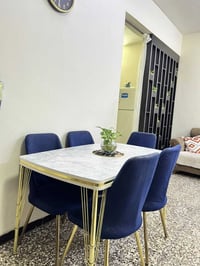 ميز طعام 5 كراسي رايده 100 وبي مجال مكاني بغداد حي الجهاد 07905963802