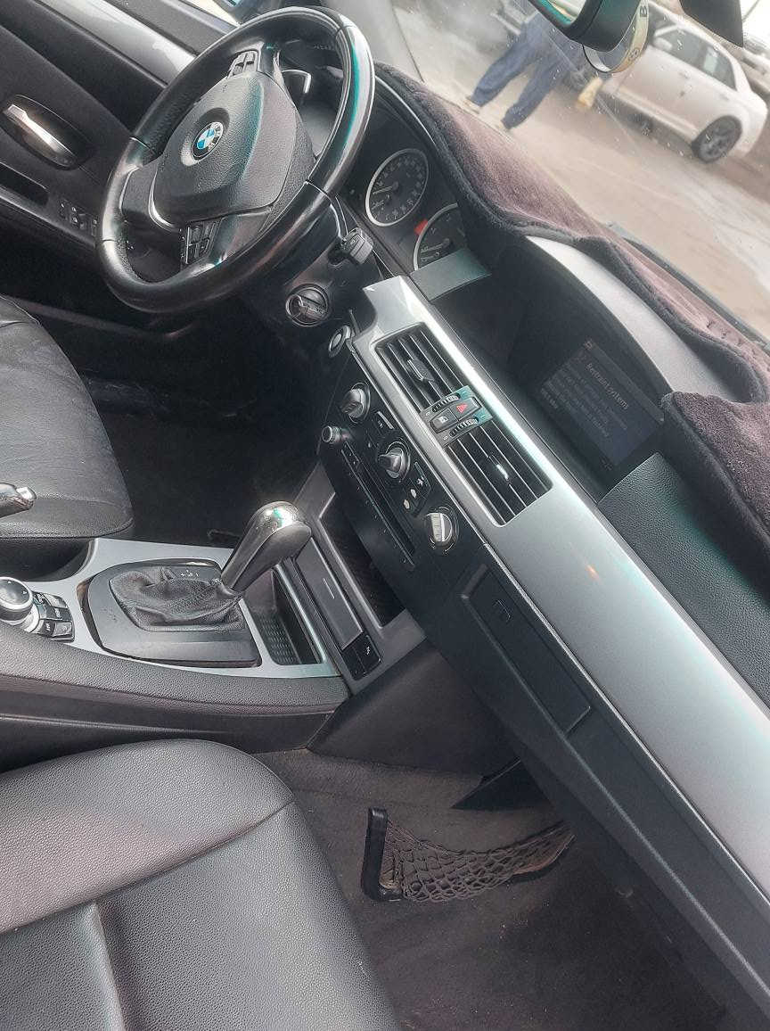 بیئێم چاوبرۆ مۆدێل 2009 سێ بارچەی بێشی سبوغە دەعمێکی خە فیفی بێشی هە یە فول قە بات مواسە فاتە  
کوشن کارە با 
abs
سێ گێڕ تۆماتیک گێڕ لە سوکان عادی 
کوشن جلد 
چوارجام کارە بای ئۆتۆ 
بەسمە 
شا شە 
تە برید مەرکەزی 
کوشن سیاحی  
فووول قە بات مواسە فاتە 
سەنەوی 2020 
15 وەرە قە غرامەی لە سەرە دوای مە عامە لە ئە یگە ڕێنمەوە هەر کەس موو شتە ریە بە یوەندی بکات جوابی چات نا دە مە وە لە گەڵ ڕێزم ژ.م *********** لە هە ولێرم  سە یارە کە ڕە قەم سلێمانیە بەشەرتی بە ناو کردنوو گێڕو مە کینەو تە حمویلو بڕانەوەو بەناو کردن أربيل, العراق
