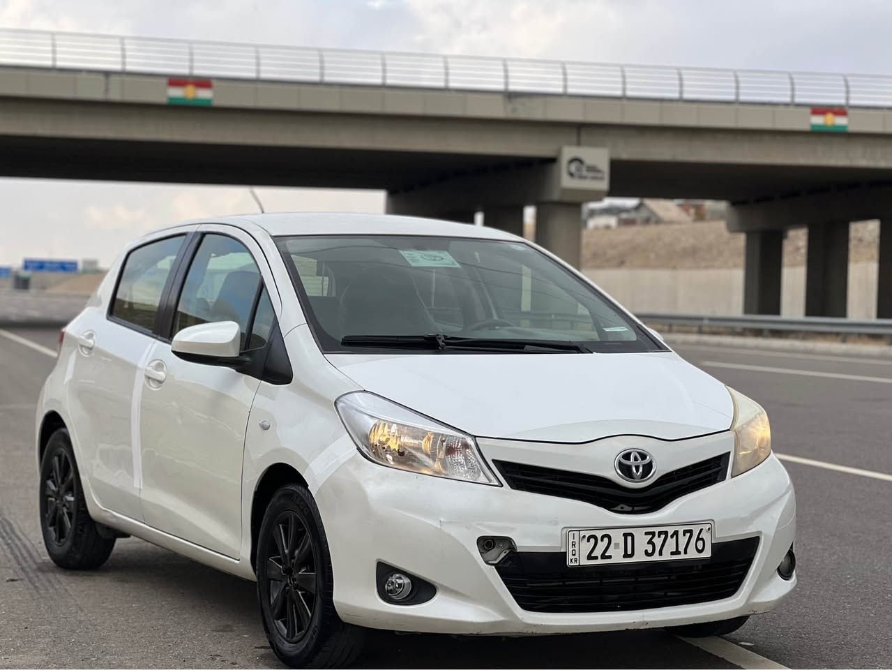 تويوتا يارس 2012
فولة 
ABS
جام كارةبا ڤوليوم سوكان
ئاوينة كارةباى
1 دةركةى  سبوغة 
3 جيى ساردى هةية
گيرومةكينة بةشةرت 
سةنةوى نويية 
نرخى 97 مةجاليكى كةم
*********** أربيل, العراق
