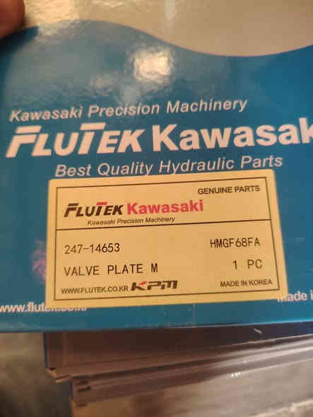 قطع غيار  مضخات هيدروليك نوع كاوساكي ويلات دوران حفارات هيتاشيzx470  zx350_3 1 zx200  كوت  حي الصناعي واتساب ***********
