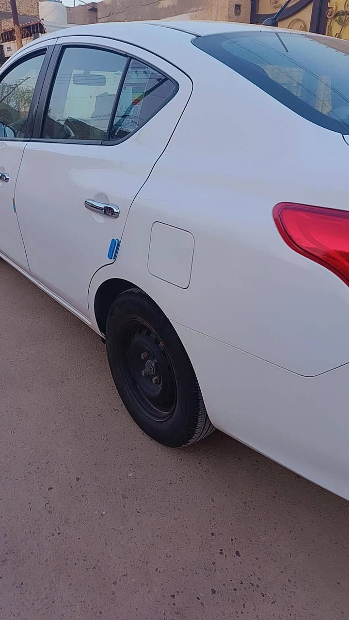 السلام عليكم
نيسان سني هندي مديل 2020
مكفوله كفاله عامه 
مكينه وكير مكفولات
تبريد ثلج
حداديه تايرات كهربائيات مابيها اي نقص
ماشيه 74
#السعر 109وبيها مجال 
العنوان .بابل.مركز الحله
***********
*********** واتساب
