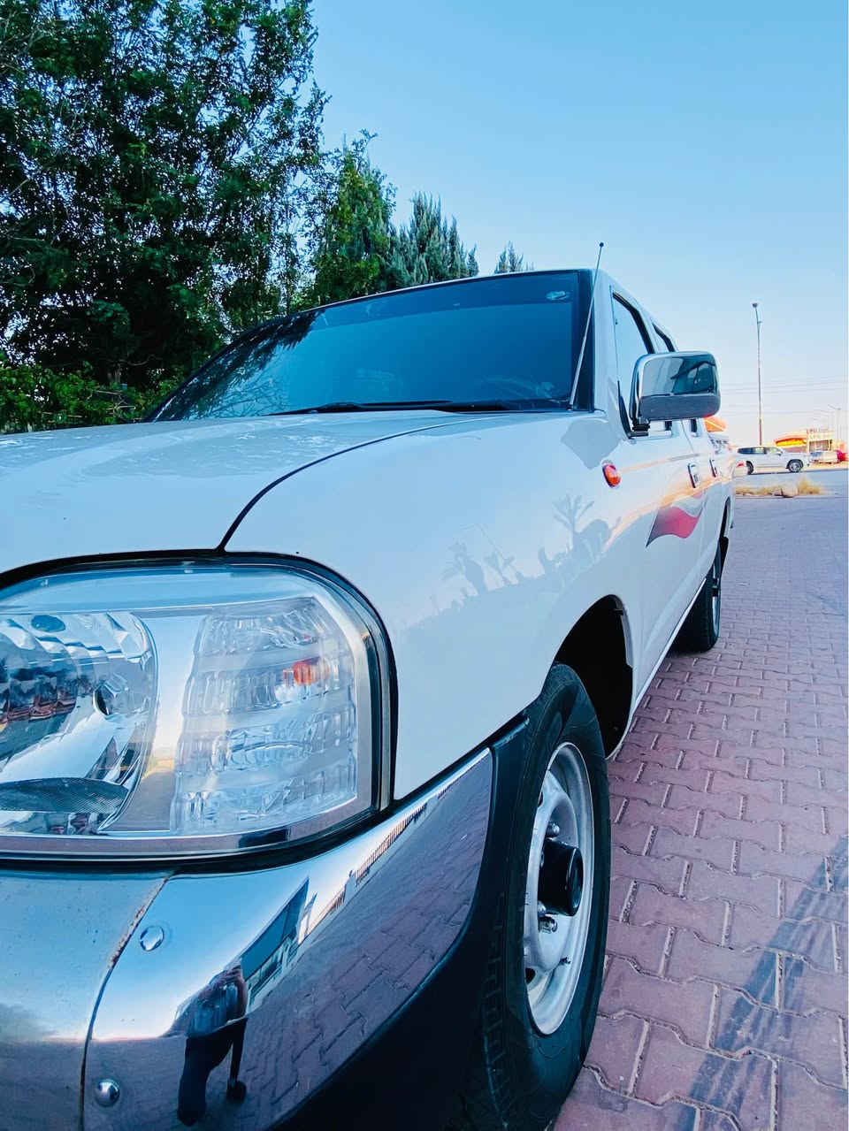 نيسان ٢٠١١ ماليزى 
بي سيوغ گيرو مه كينه و ئه كسل ب شه رت 
سياره كه زور جوانه 
جار تايه ى جديد 
سعر قفل ١٢٠$
*********** اكر, نينوى
