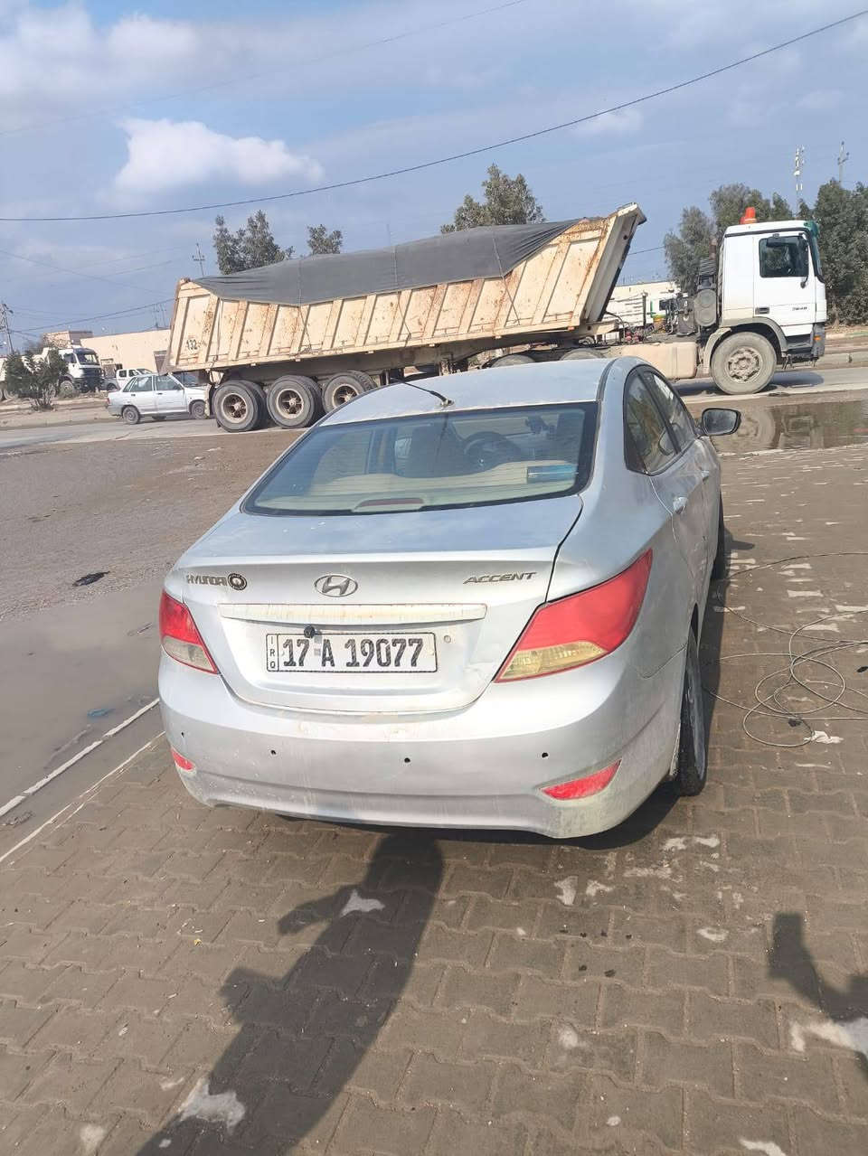 السلام عليكم اكسنت خليجي 1600 قطرتين للبيع موديل2013 رقم مثنى  دولي  السنويه لل2026 كير مكينه حداديه 70بل ميه تخم تاير كهربائيات كلها شغاله تبريد شغال السياره جاهزه من كلشي بيهه رشات صبغ ودحجات  ابيع حزام مكاني النجف قضاء مناذره الشراي يتصل خاص ما اجاوب السعر 77وبيهه مجال قليل رقم الهاتف ***********
