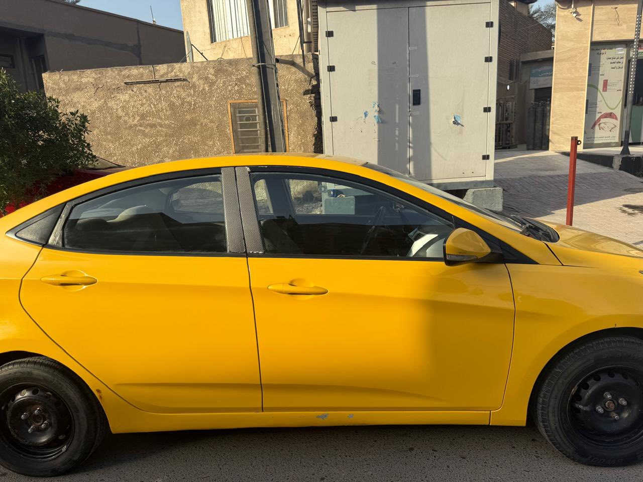 اكسنت خليجي 2015  حادثها جنطه ،السيارة نظيفه السعر83
***********
