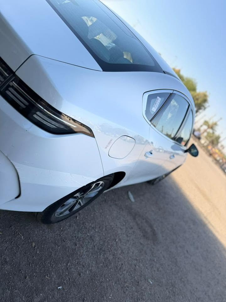 دسترويل BYD.
رقم بغداد. باسمي تحويل مباشر
 ماشية 2الاف فقط
غراضه كاملة شاحنه ومنفاخ
مدوشمه فيروزي. ومسويله لد داخلي 
ودوشمه ارضيه جلد
ومعرب  شاشه 
ومعروفه موصفاته
السعر19700وبيه مجال 
مكاني بغداد   السيديه 
ملاحظه بسيطه بيها رصعه بالجاملغ وسويته  
***********
