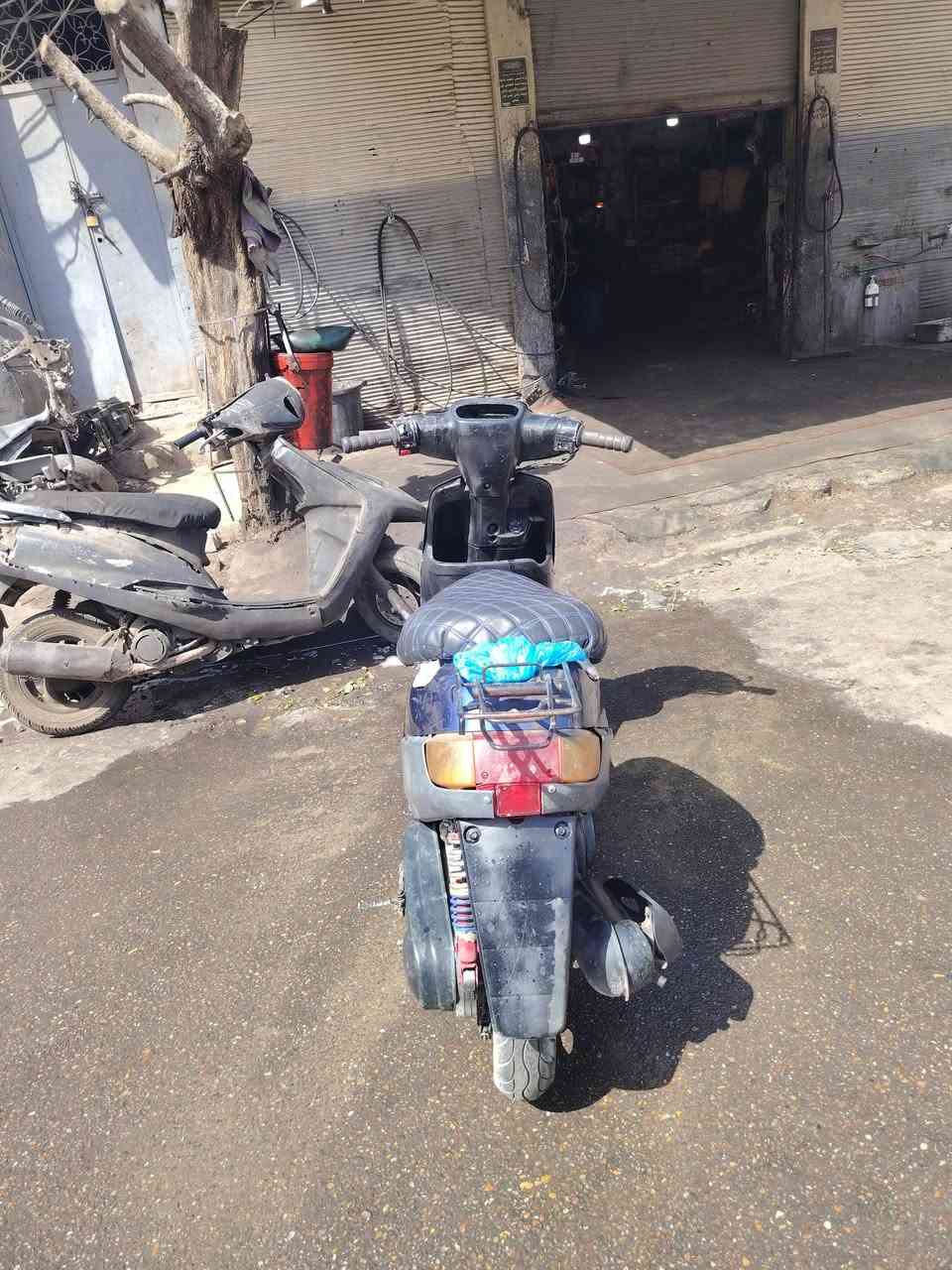 سلام عليكم دراجه بطه ستين خطين شغاله هندر نكره السعر 150مكاني كاضميه الاتصال ***********
