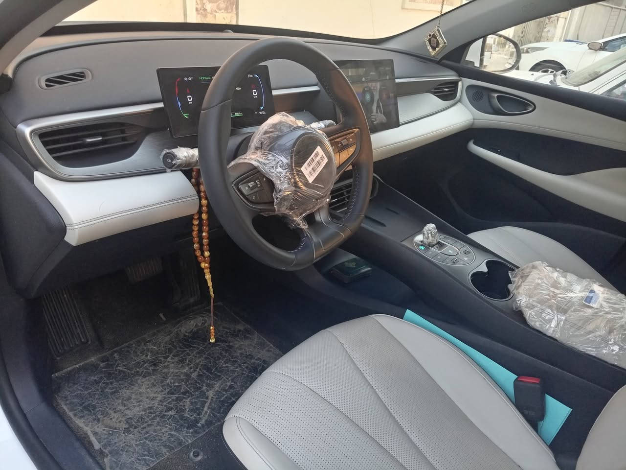 يالله 2025 BYD Qin plu ✓
مرقم بغداد داخل ابيض فول موصفات ماعدة فتحة ™
الون ابيض صور السونار مرفق ( كارت +بصمة +شاحنة اصلية)  كامل ملحقاتة 
(ملحظة اكير بيه مشكلة كرت فقط) ﷼
السعر (110) $﷼ 
مكانهة بغداد الدورة 
رقم هاتف (***********)
كل تفاصيلهة بل منشور
