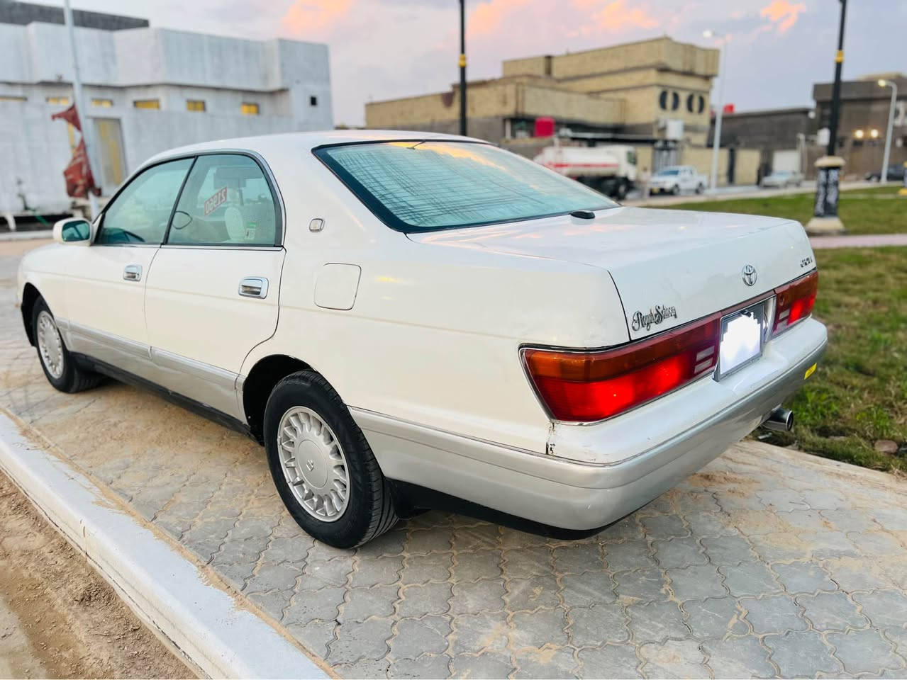 تيوتا كراون بطه فصل موديل 1995 فنر بلاد سياره كفاله عامه ضربه وكص ونقل وعيب شرعي والصبغ مكينه وكير جدد مكفولات تخم تاير جديد كهربائيات كله تشتغل شاشه كامره خلفيه تبريد ثلج حداديه جديده سياره فول موصفات دواخل جديده كلش كشنات بطاين جدد رقم بصره تحويل مباشر سنويه جديده  سعر 66 قفل الشراي يتصل *********** مكان السياره بصره البصرة, العراق
